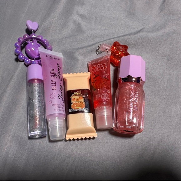 NEW Lip Set - Picture 1 of 1